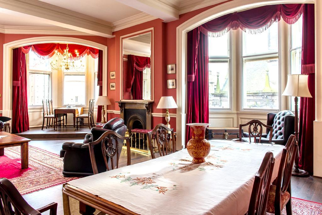 Апартаменти Royal Mile Mansions 14 Единбург Екстер'єр фото